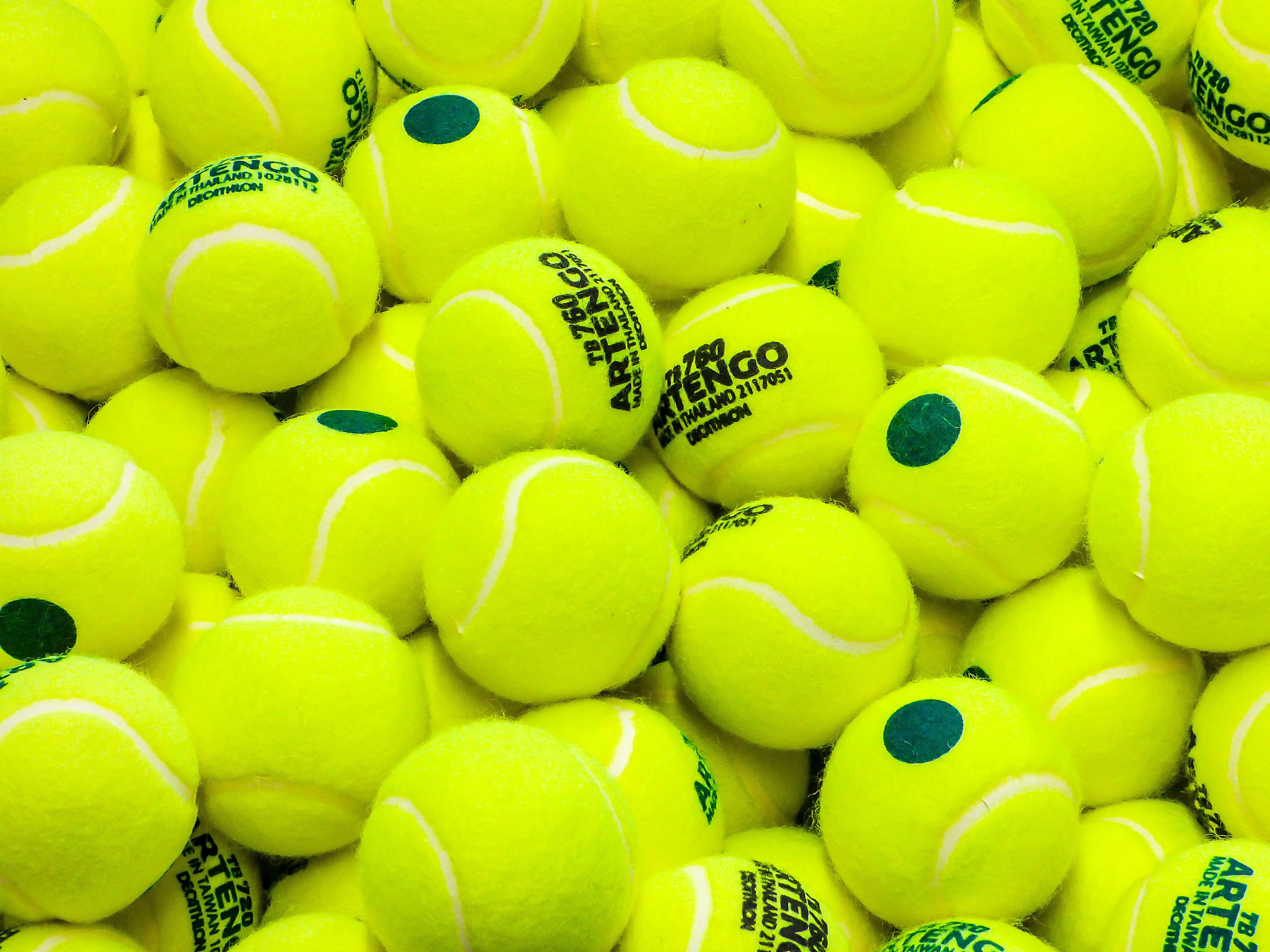 Tennis Ball Wallpapers - Top Free Tennis Ball Backgrounds - WallpaperAccess