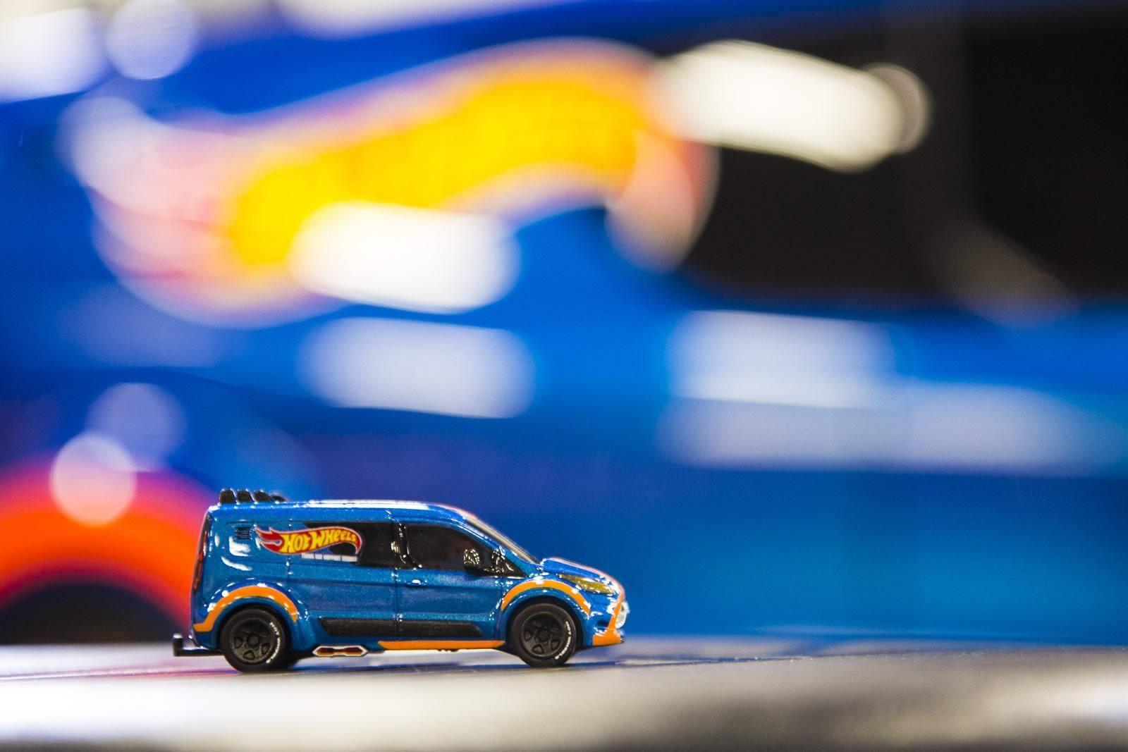 1600x1067 Ford Transit Connect by Hot Wheels wallpaper Power Girl