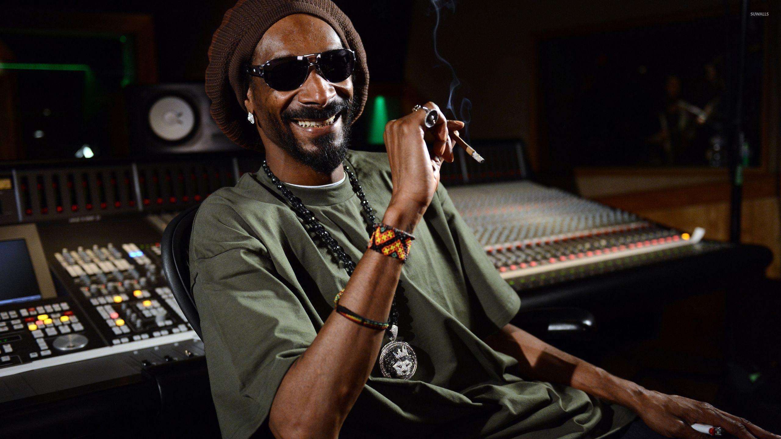 Download BW Snoop Dogg Smoking A Cigarette Wallpaper  Wallpaperscom