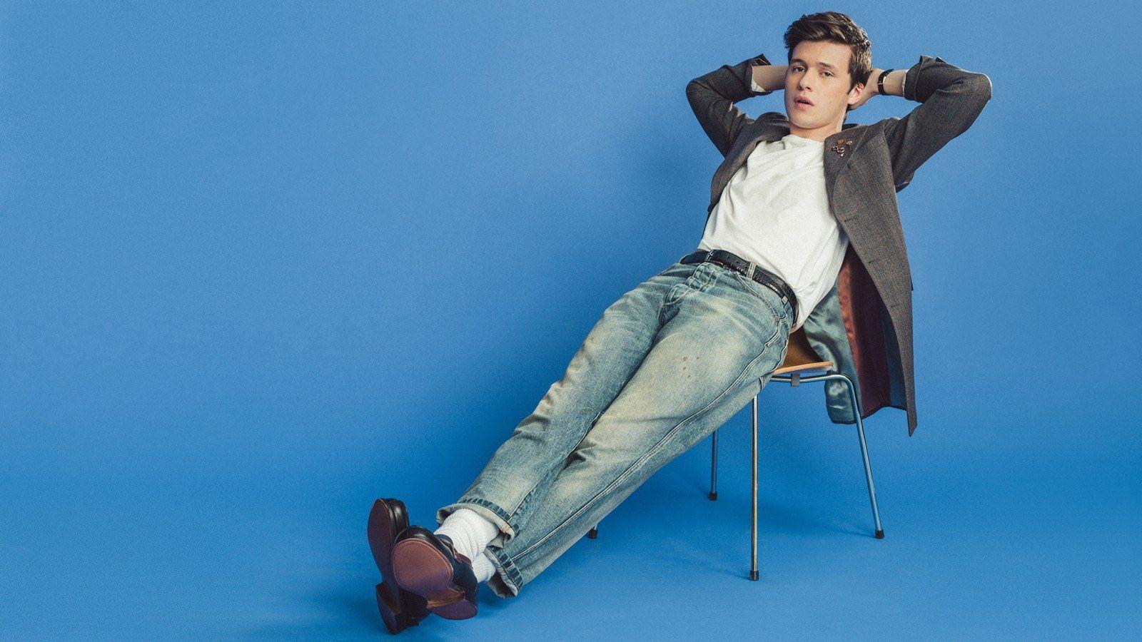 1600x900 Nick Robinson HD Picture Nick Robinson Wallpaper Loafers