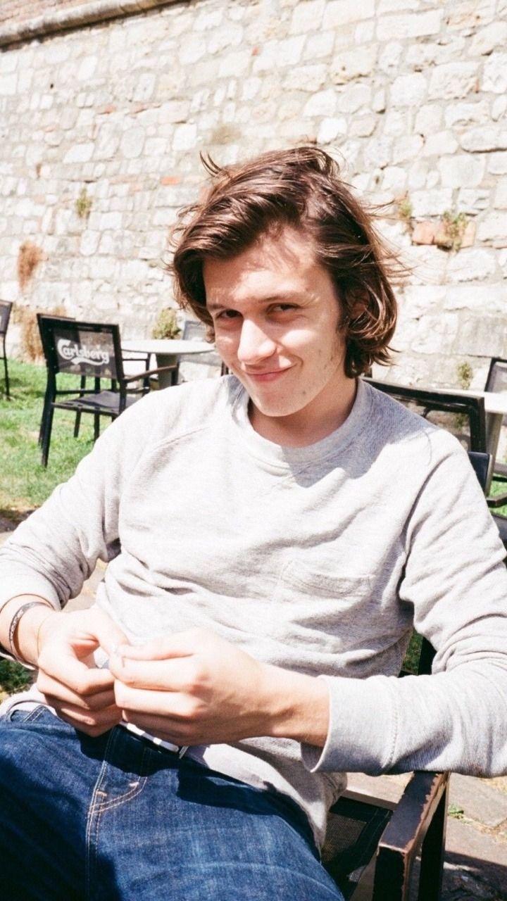 720x1280 Nick Robinson With Long Hair