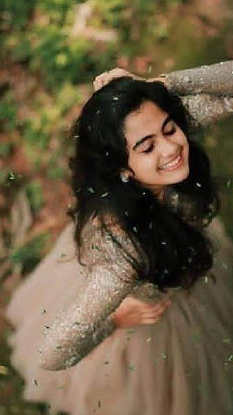 800x1422 Devu actress, devika sanjay, malayalam, young, HD phone wallpaper