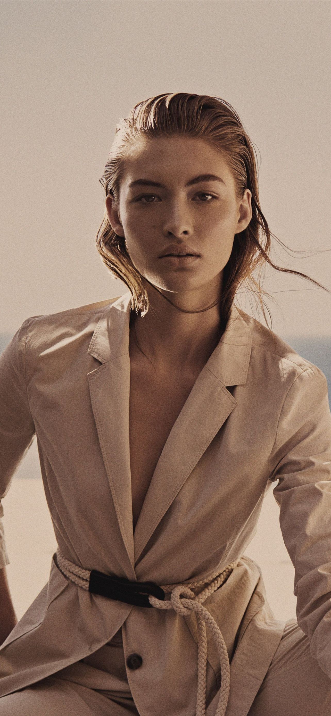 1284x2778 grace elizabeth iPhone Wallpaper Free Download