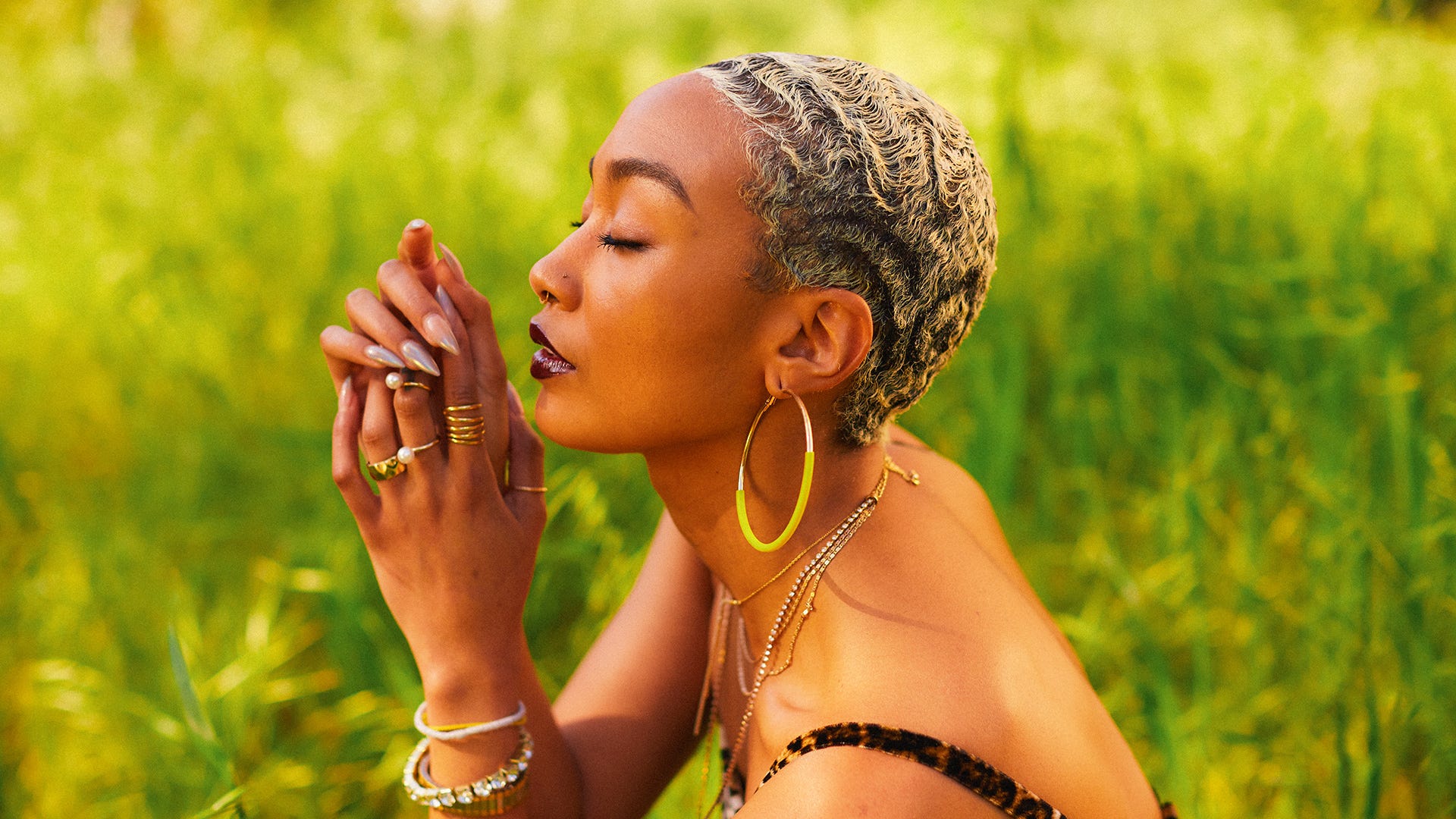1920x1080 Tati Gabrielle Talks Shaving Her Head & Sabrina Makeup