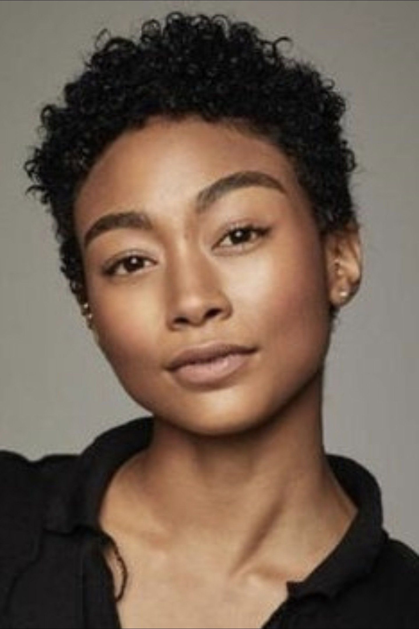 1440x2162 Tati Gabrielle Image
