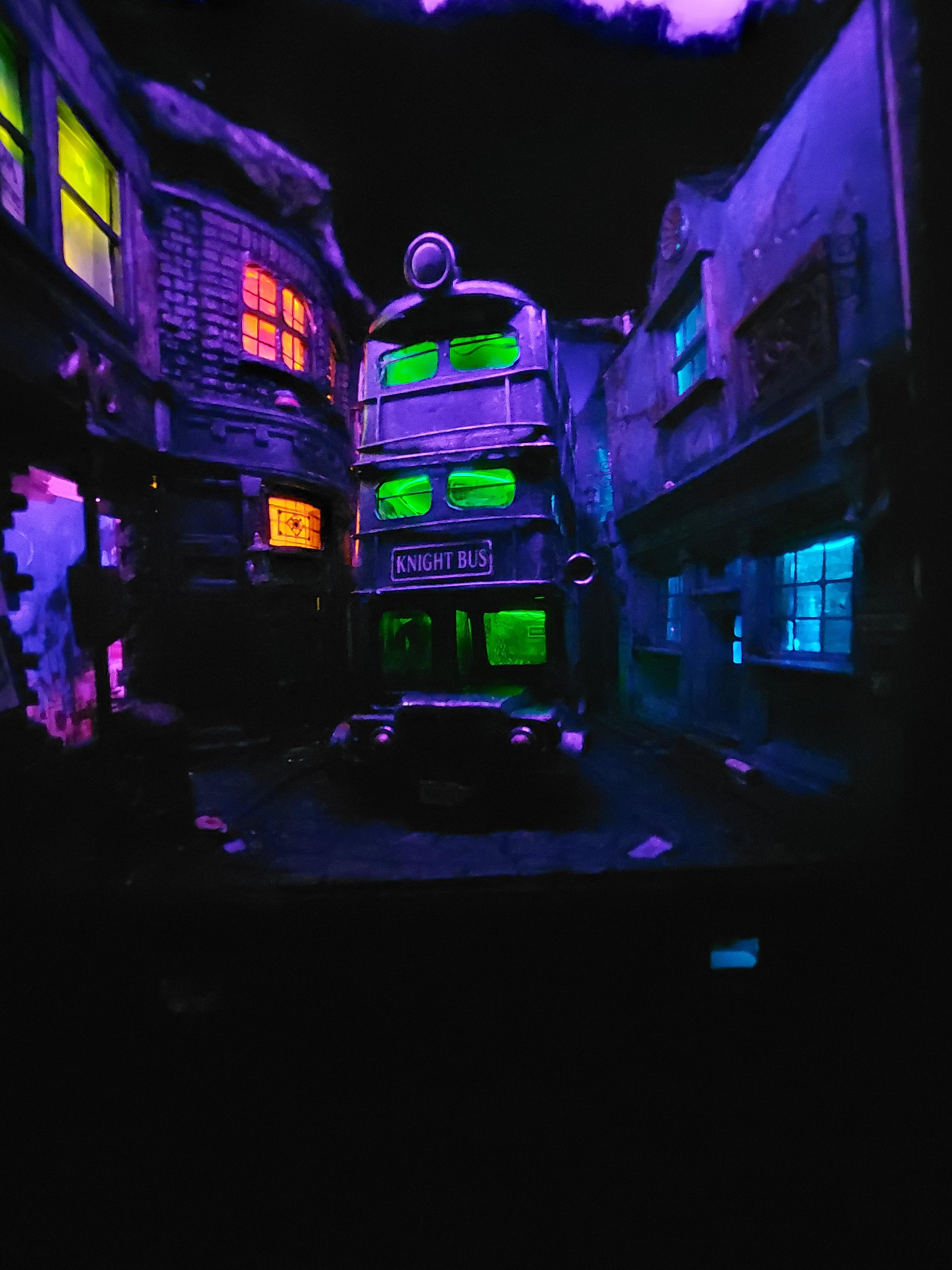 3000x4000 Knight Bus Emergency transport (LeMIniatures)