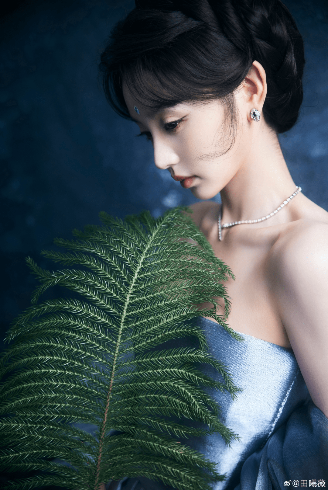 1080x1611 Tian Xiwei's look was straight out of a Cinderella story