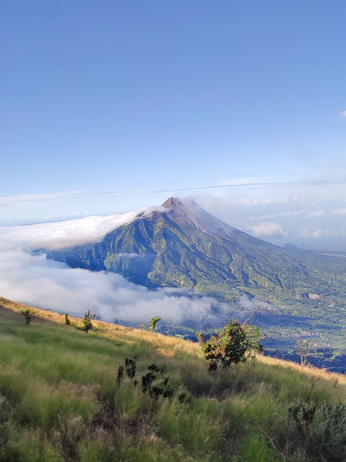 1200x1601 UNREAL VIEW FROM MT MERBABU hiking. Trip.com Selo