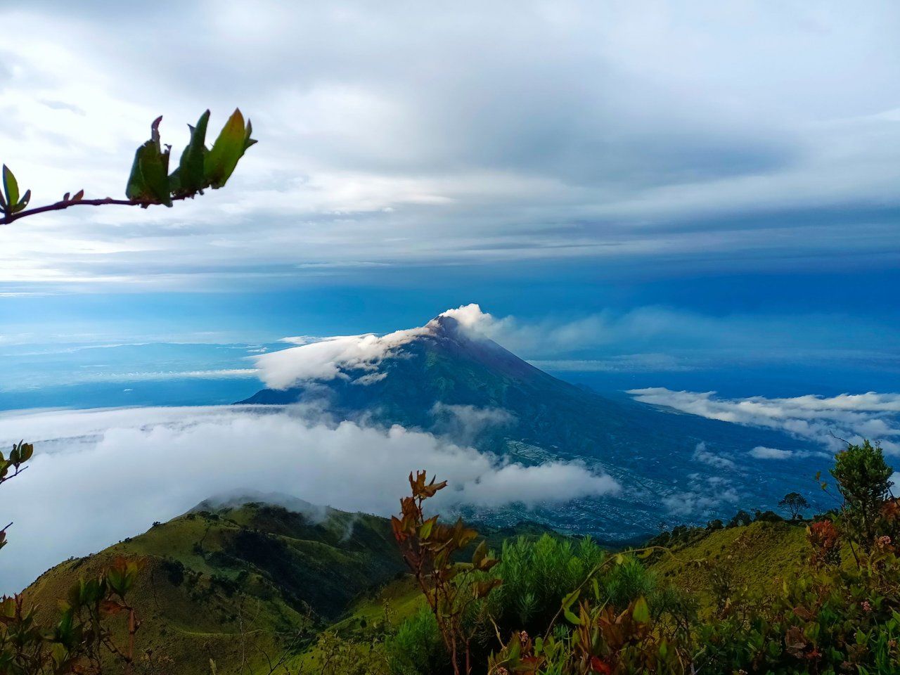 1280x960 Climbing Mount Merbabu for the First Time