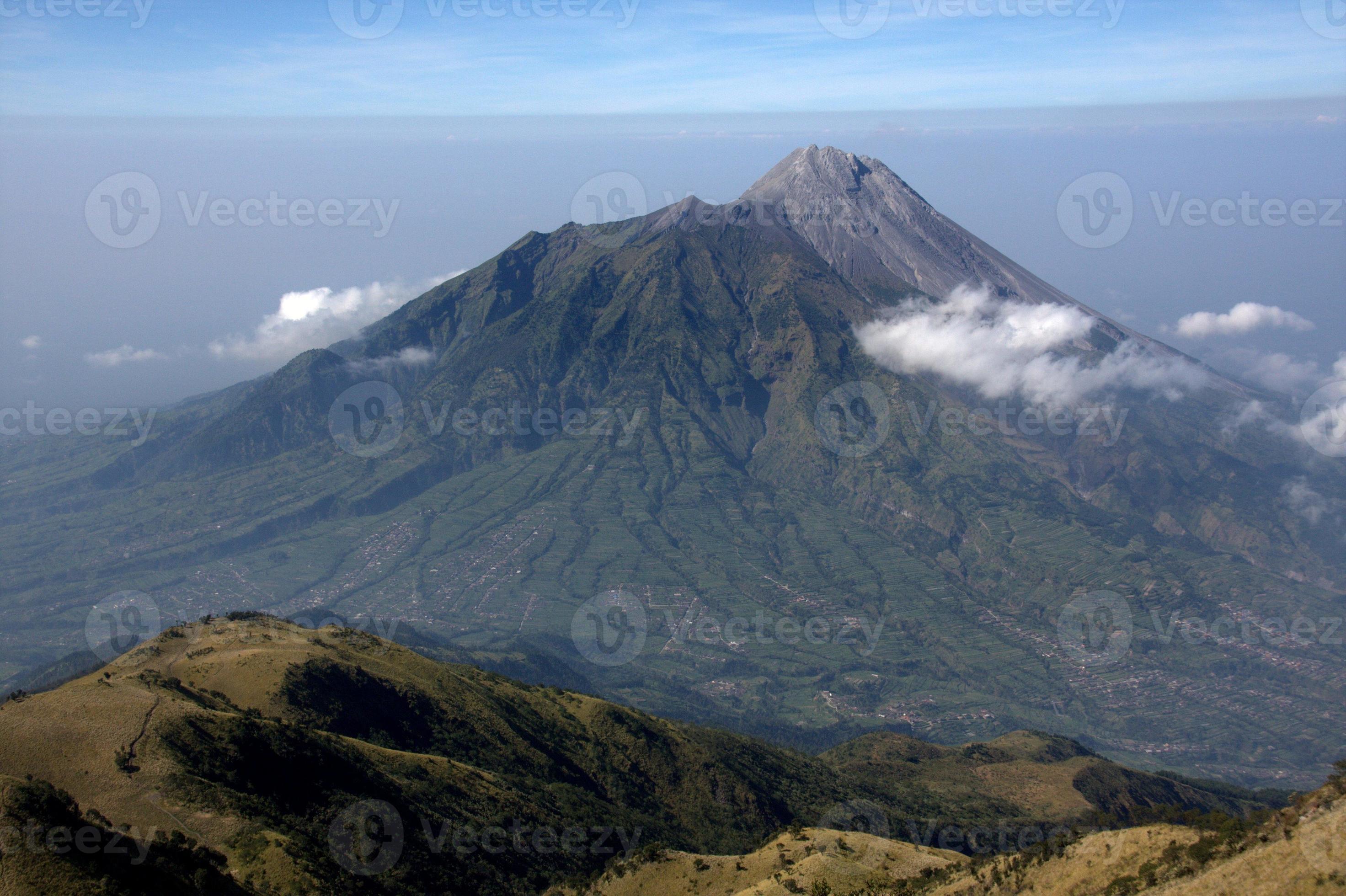 2944x1960 View Merapi Mountain from merbabu mountain peak. Central Java, , Indonesia