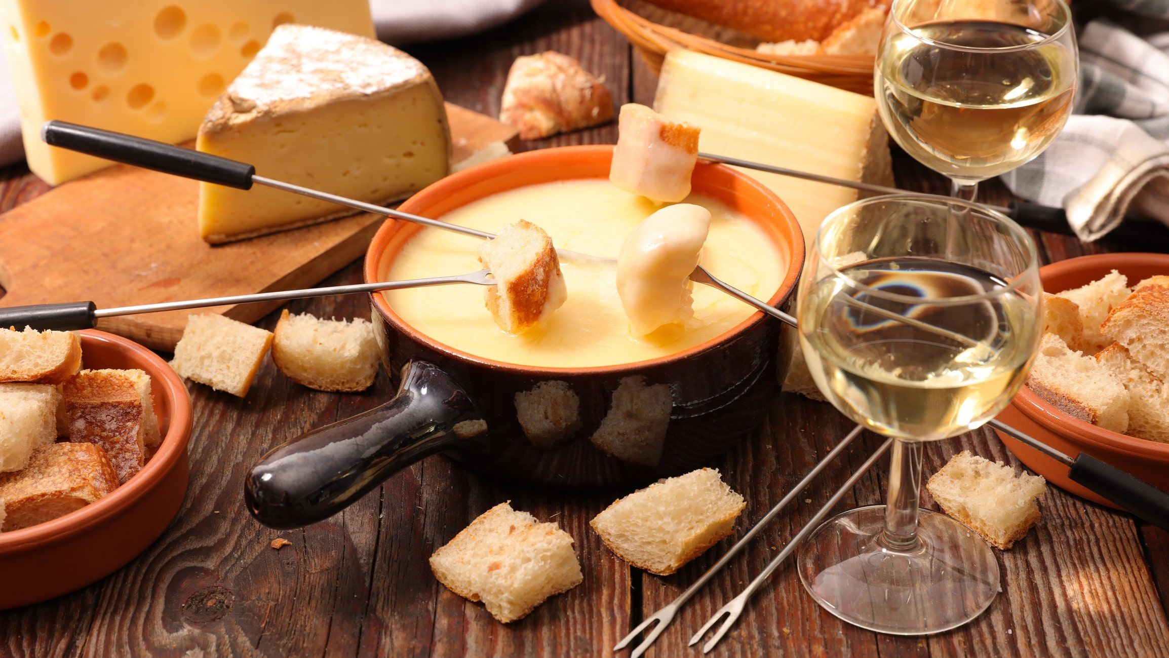 2308x1299 National Cheese Fondue Day With Gouda