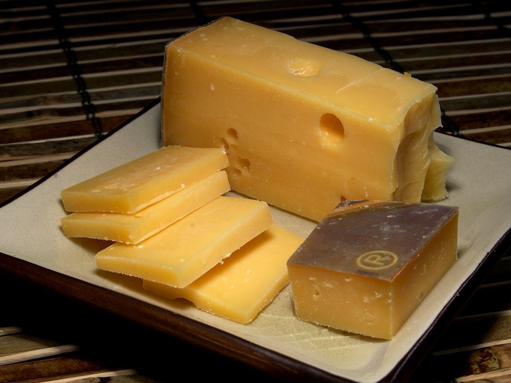 1024x768 Cheese 43 bg