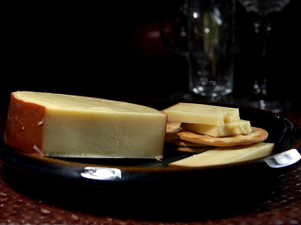 1024x768 Gouda Cheese Wallpaper