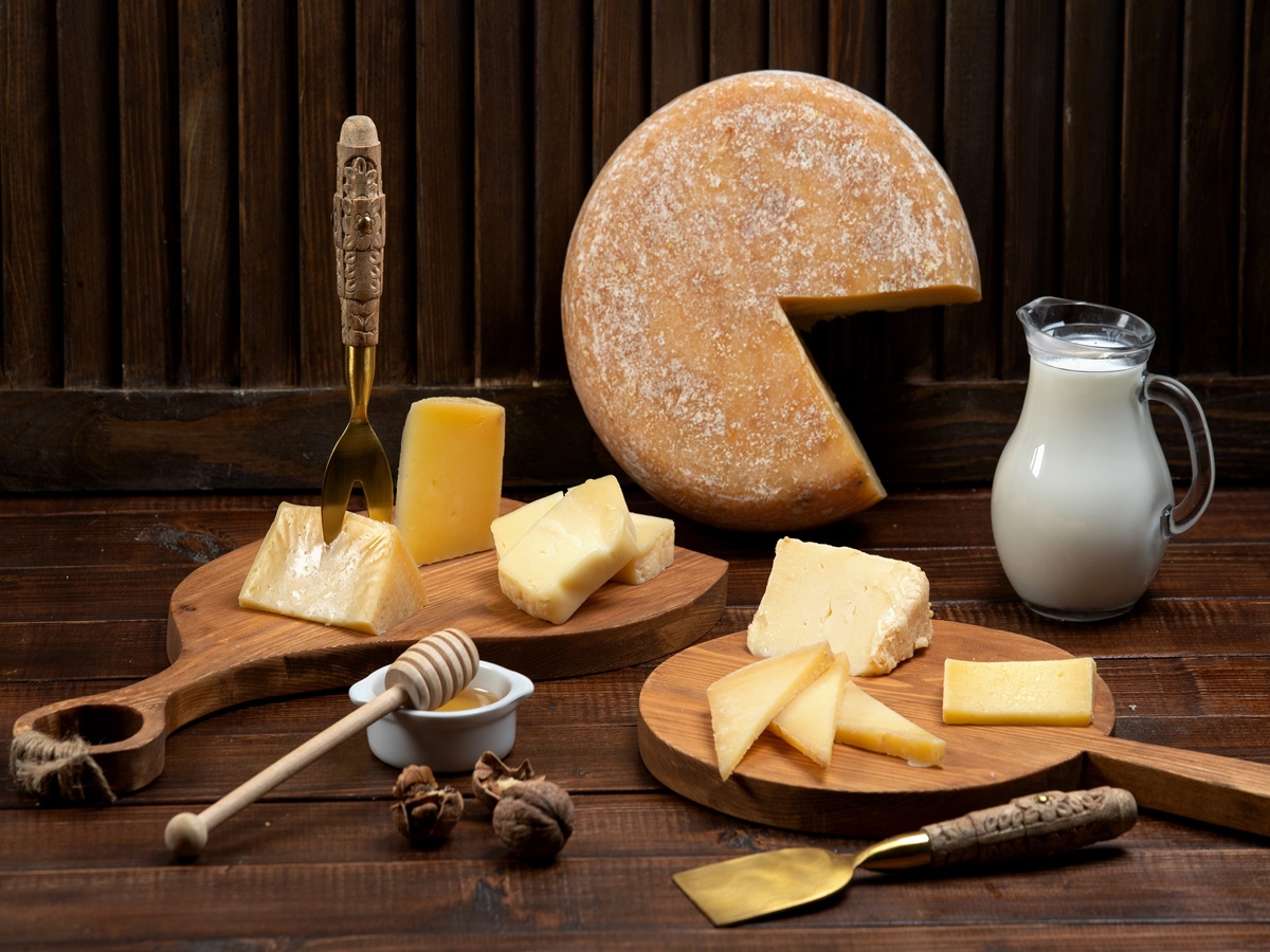 1200x900 Discover The Benefits Of Gouda Cheese: 5 Health Reasons To Embrace it. TheHealthSite.com Photo Gallery