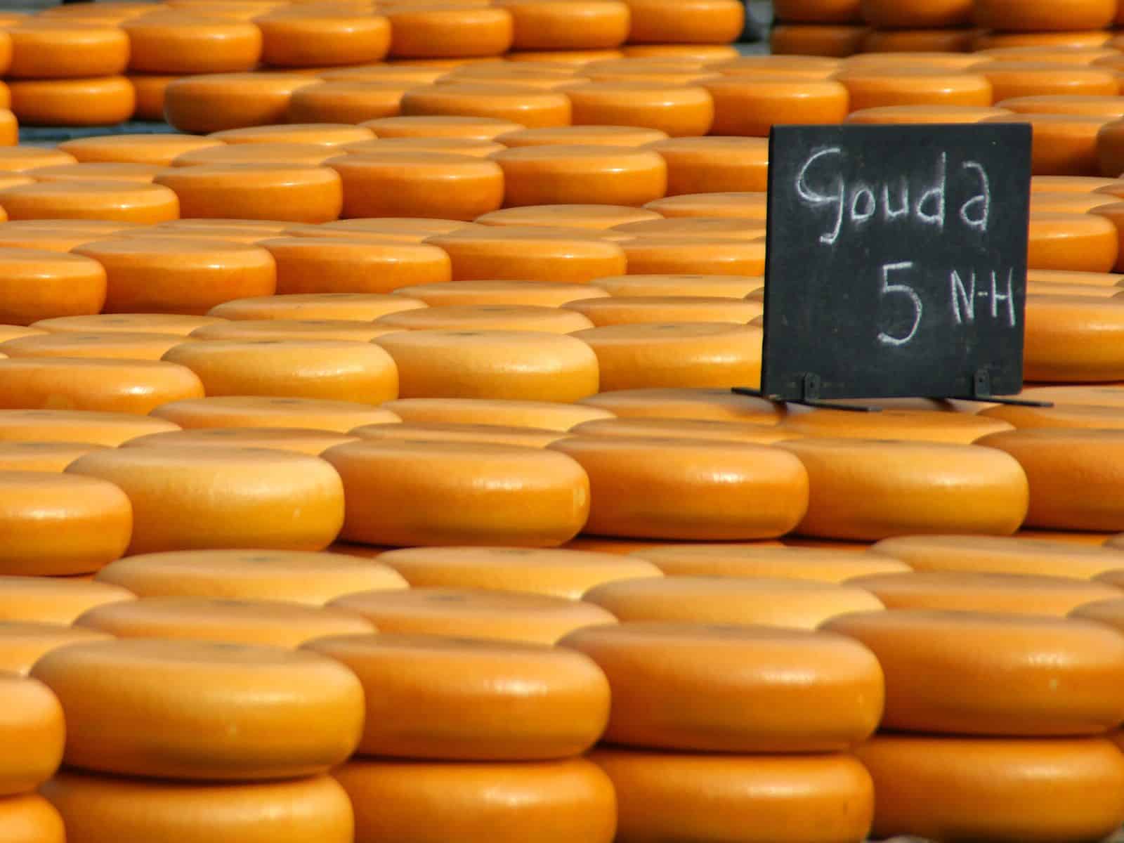 1600x1200 Gouda: Guide to the Netherlands's Most Popular Cheese
