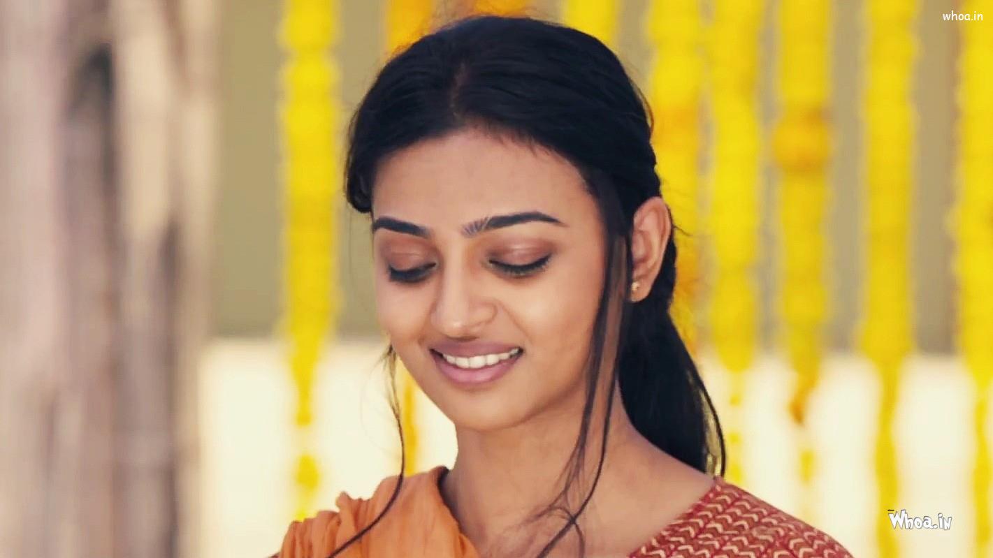 1421x799 Radhika Apte In Manjhi The Mountain Man Movies HD Wallpaper