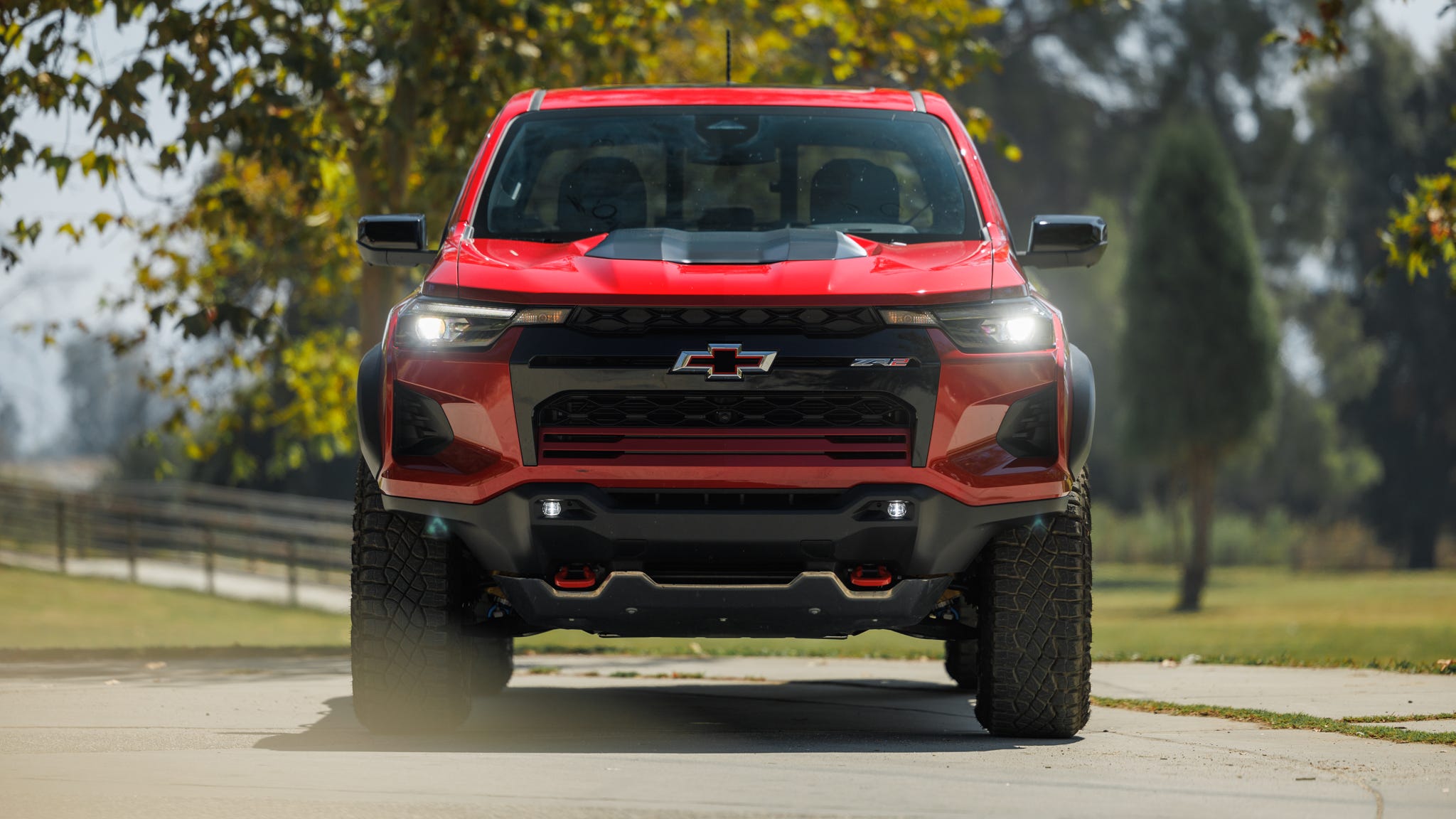 2048x1152 Yearlong Test Proves Chevrolet's Colorado ZR2 Is Best Off Road Midsize Pickup Truck