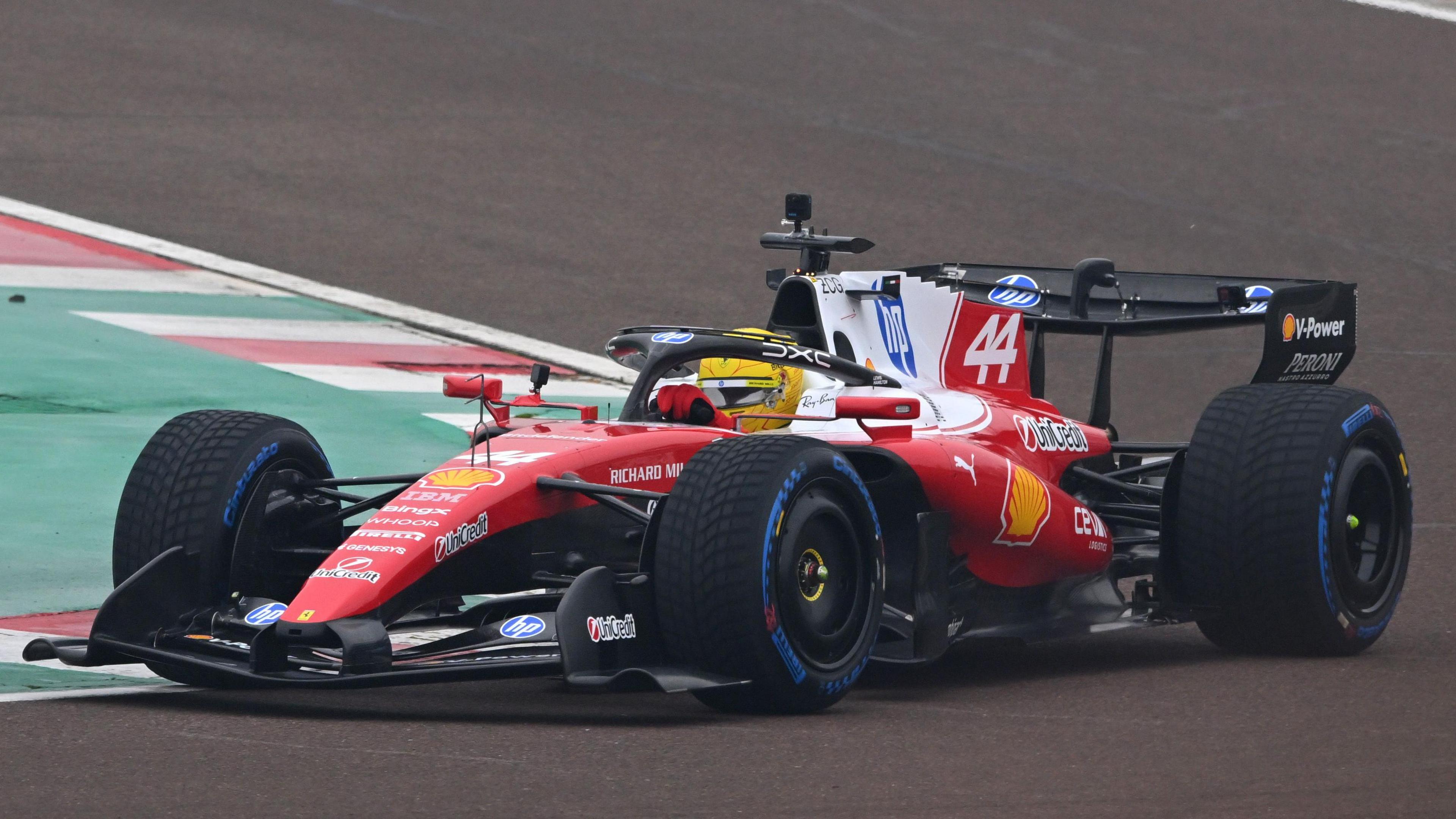 3840x2160 Ferrari car launch: Lewis Hamilton says 2026 F1 season 'huge challenge'
