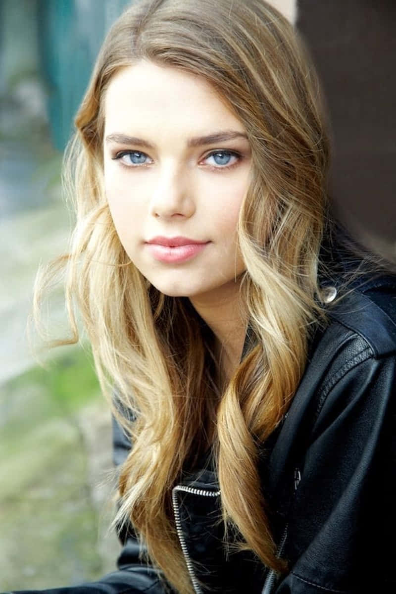 800x1200 Indiana Evans Wallpaper