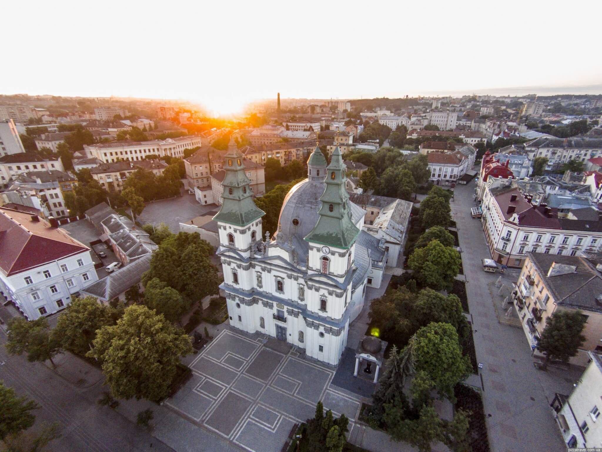 2048x1536 Ultimate Ternopil Ukraine Travel Guide Europe Exploration