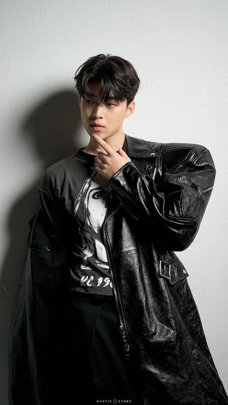 736x1308 Song Kang Wallpaper. Lee Chae Min Wallpaper Lockscreen, Korean Actors, Kim Kang Min