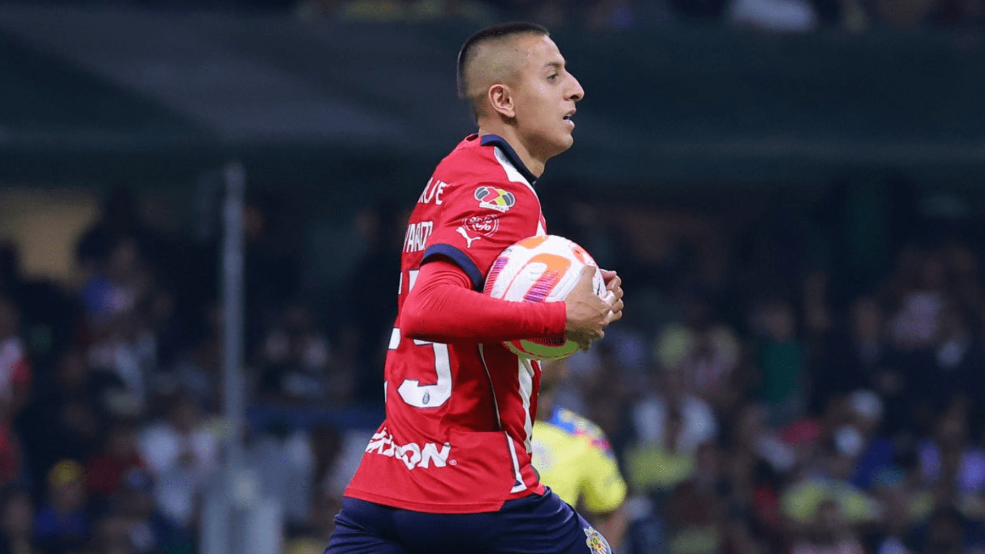1920x1080 Alvarado: ¿Renovará contrato con Chivas? Vinculación con su salario actual. El Futbolero Mexico