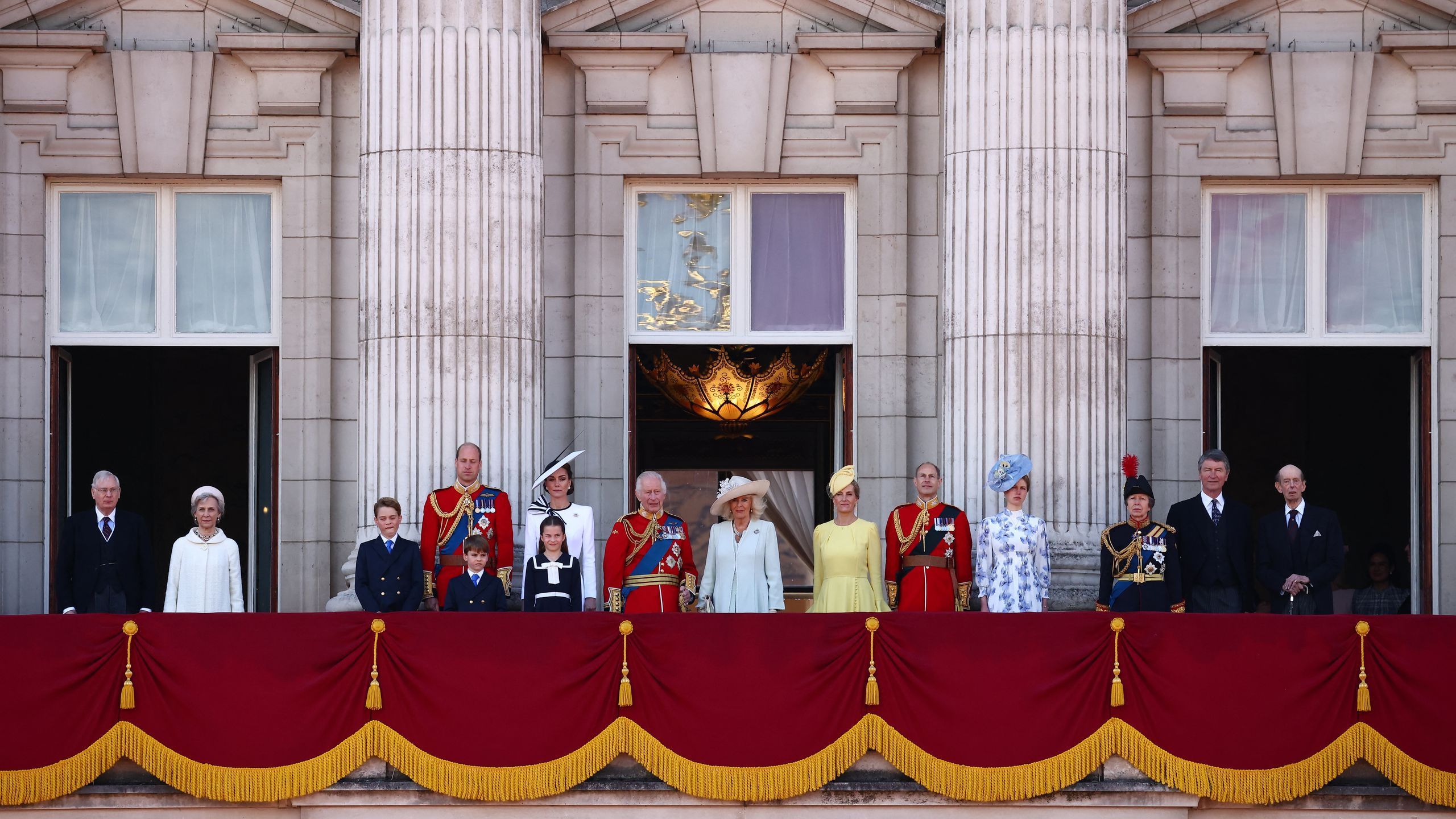 2560x1440 Buckingham Palace's Newly Restored East Wing Just Opened to the Public. AD Middle East