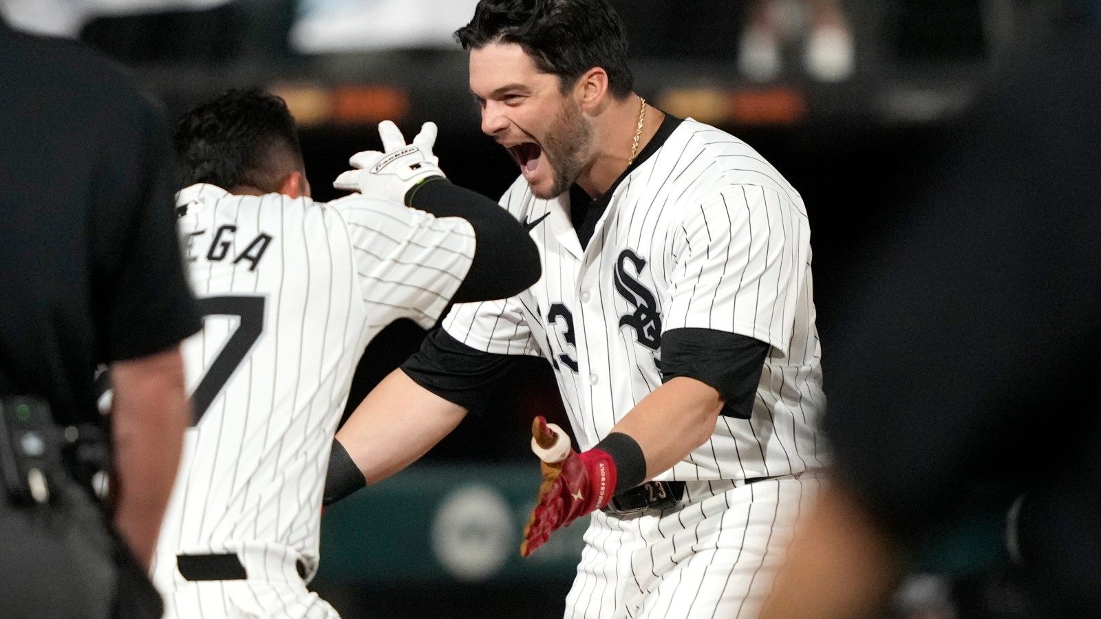 1600x900 Chicago White Sox Beat Tampa Bay Rays 8 7 In 10 Innings