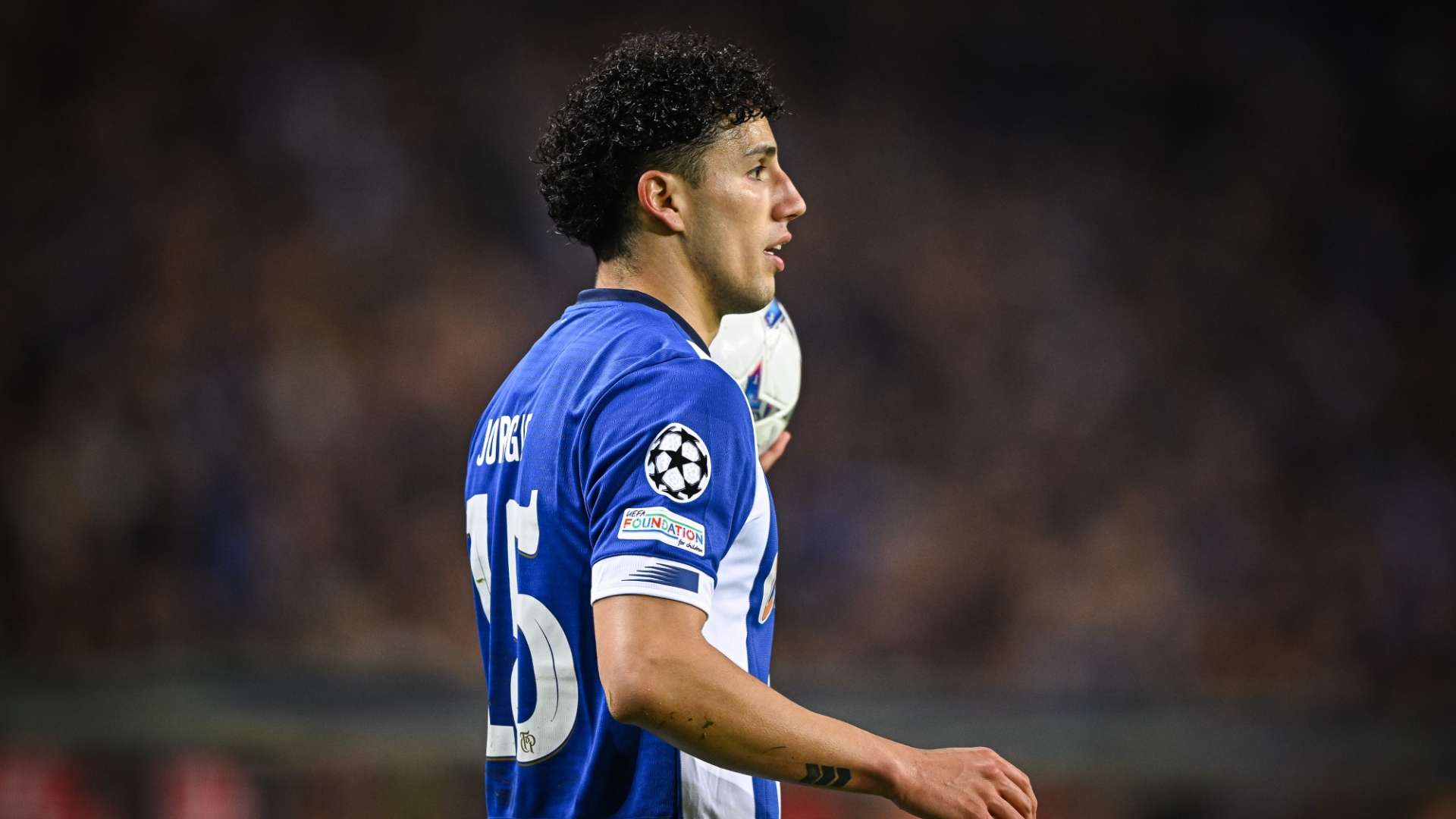 1920x1080 Jorge Sánchez entrena por separado en el Porto por falta de compromiso con el equipo. Goal.com Argentina