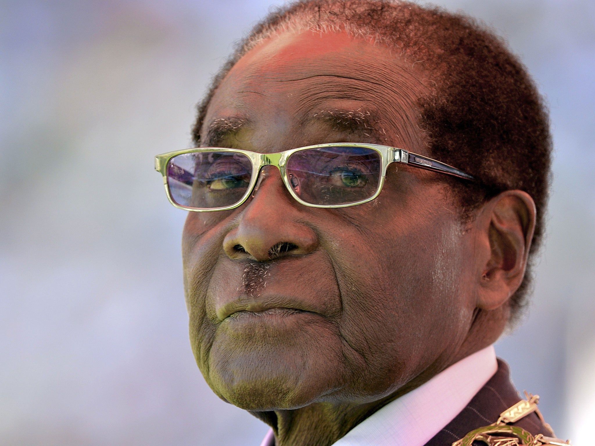 2048x1536 Robert Mugabe awarded peace prize