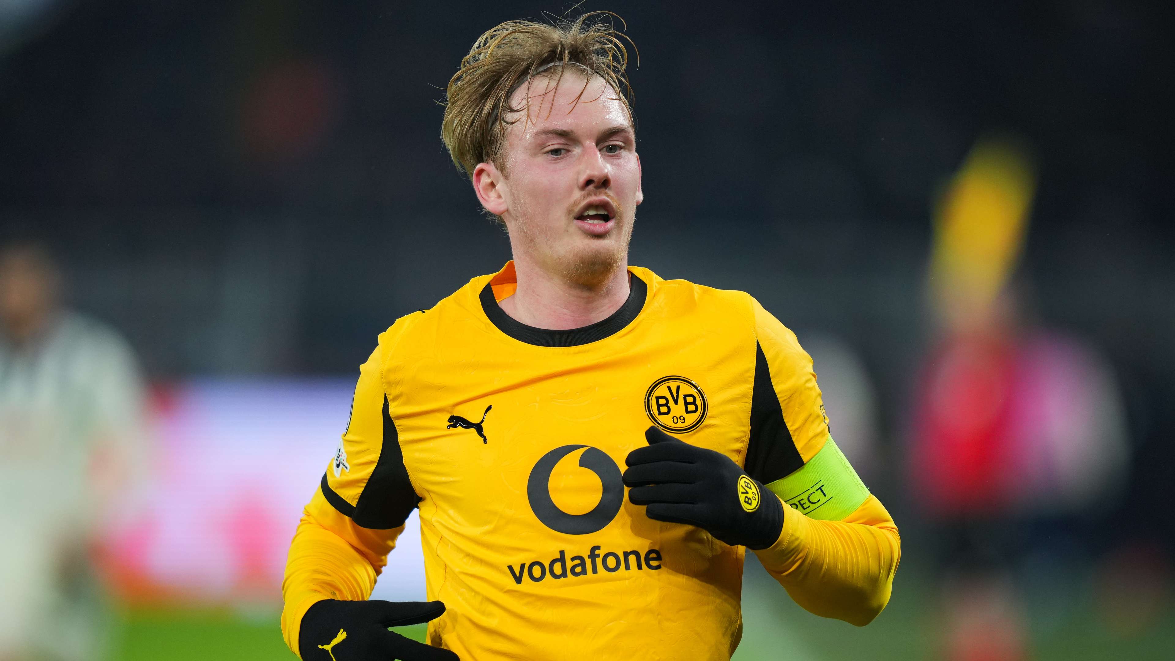 3840x2160 I think Julian Brandt is sensational: The boss of a top Bundesliga club would definitely support efforts to sign the BVB star