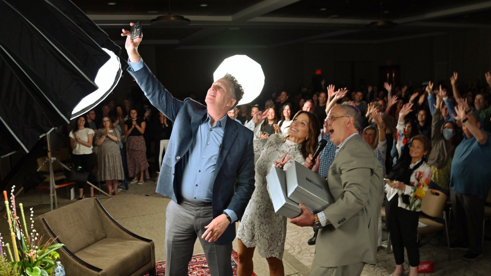 1600x900 Actor Michael Rapaport has conversation with Glencoe audience
