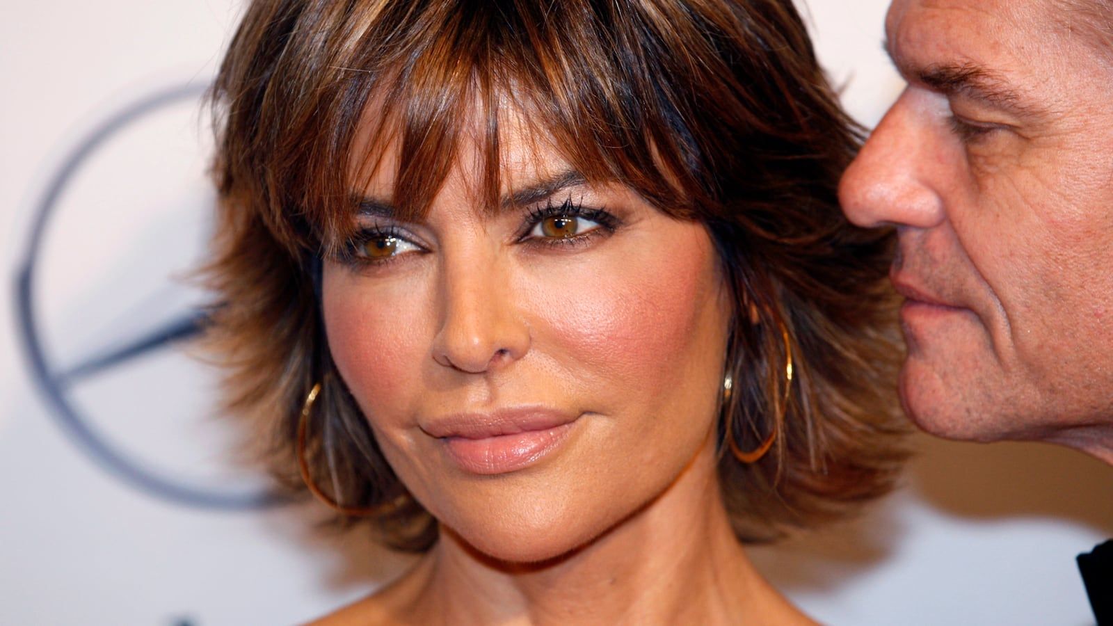 1600x900 Real Housewives' Star Lisa Rinna Reveals Assisted Suicide Experience
