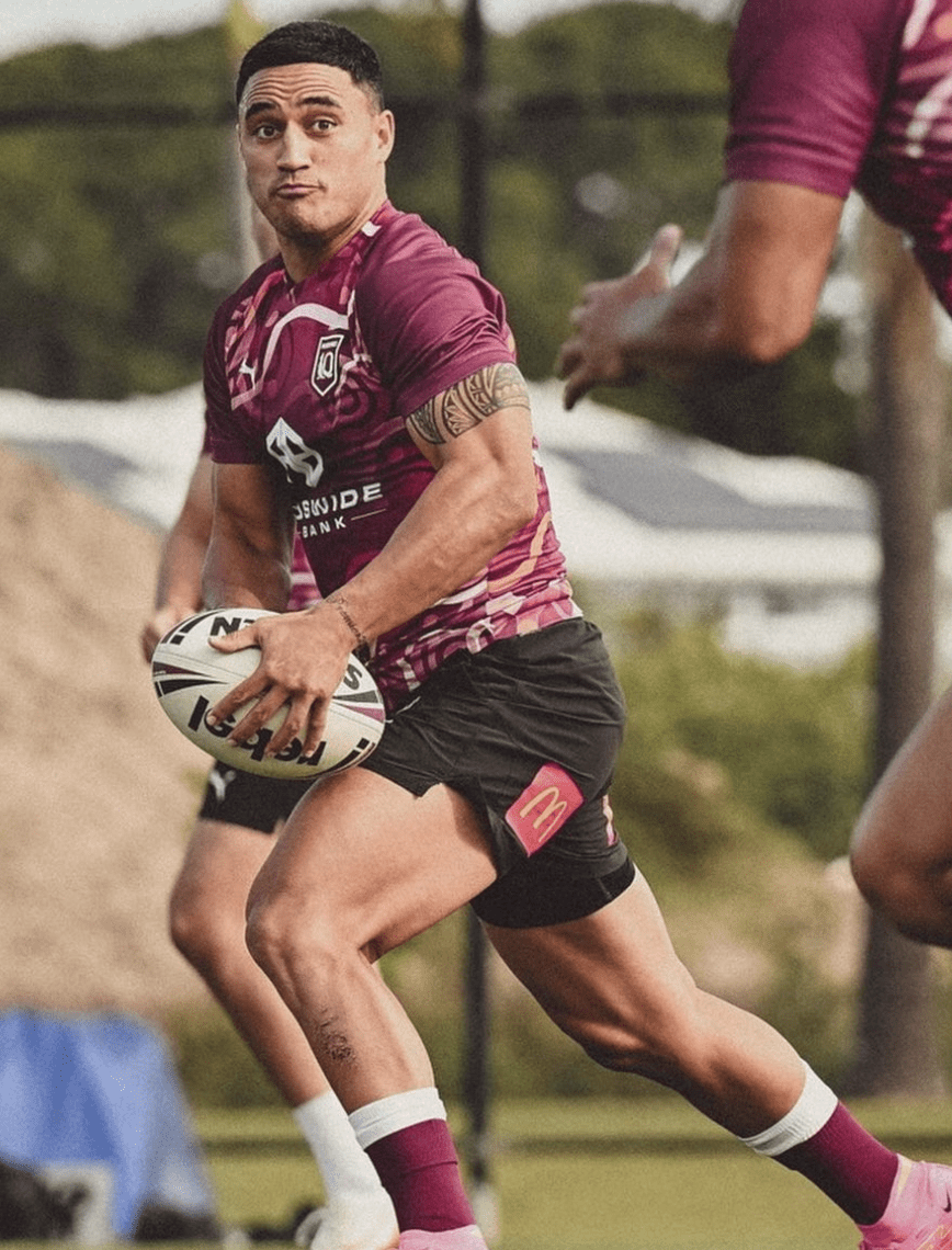 868x1140 Queensland maroons valentine holmes