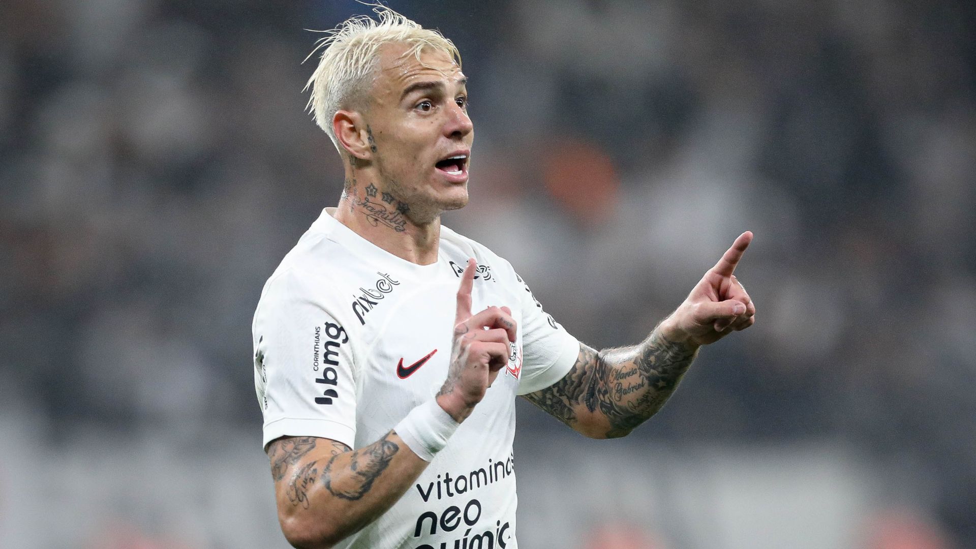 1920x1080 Corinthians: Roger Guedes vê banho de água fria na Copa do Brasil e desabafa