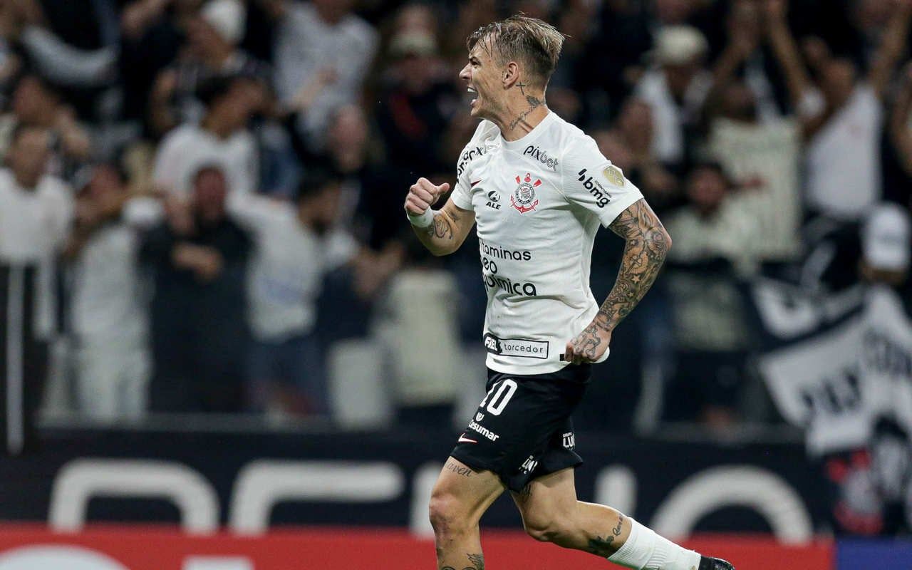 1280x800 Róger Guedes assume protagonismo sem Renato Augusto, mas não espanta crise no Corinthians