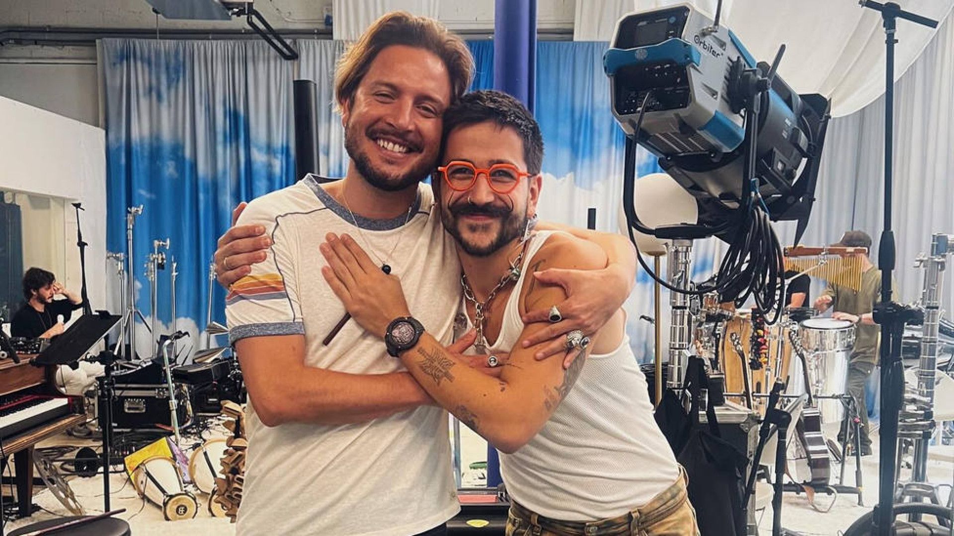 1920x1080 El reencuentro más especial entre Manuel Carrasco y Camilo: Este sitio me recordaba tanto a 'Salitre'.'