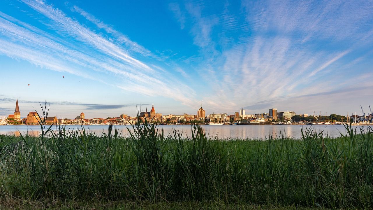 1280x720 Rostock Warnow Hanseatic City