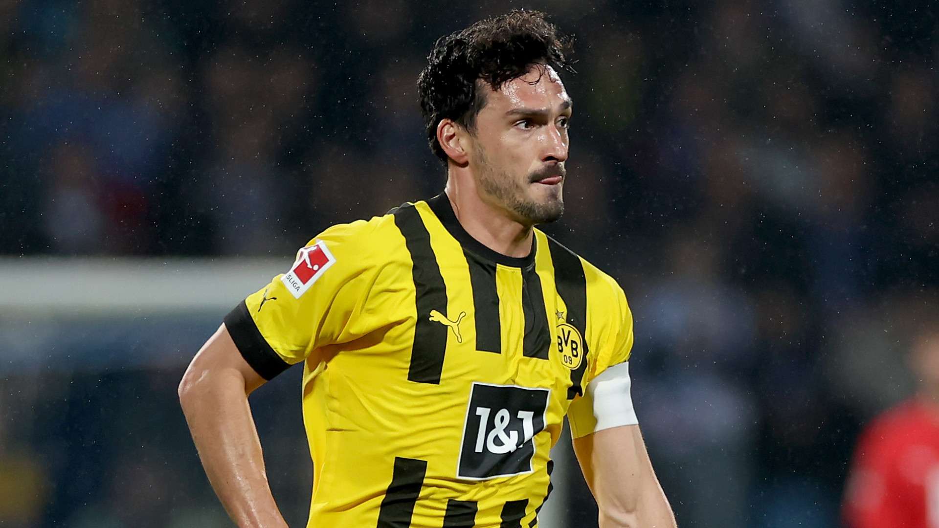 1920x1080 Borussia Dortmund star Mats Hummels sends brutal 'farmers' dig to Premier League after four English sides exit European competition in three days. Goal.com English Qatar