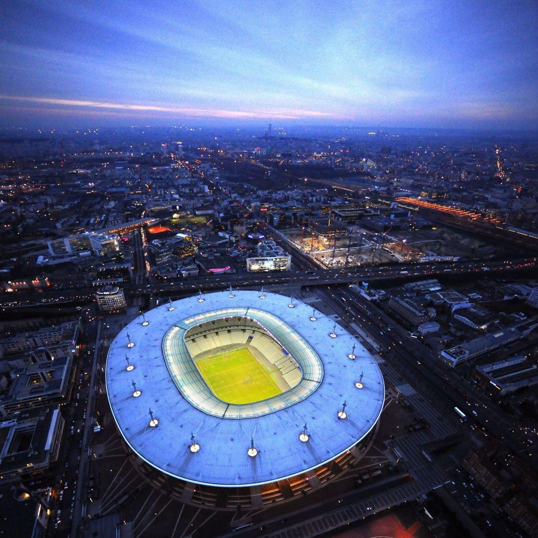 1100x1100 Visit the mythical Stade de France