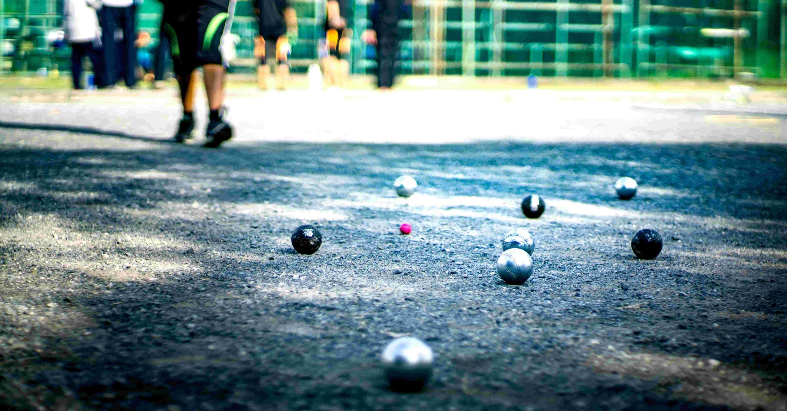2560x1338 The Best Techniques and Rules for Playing Pétanque