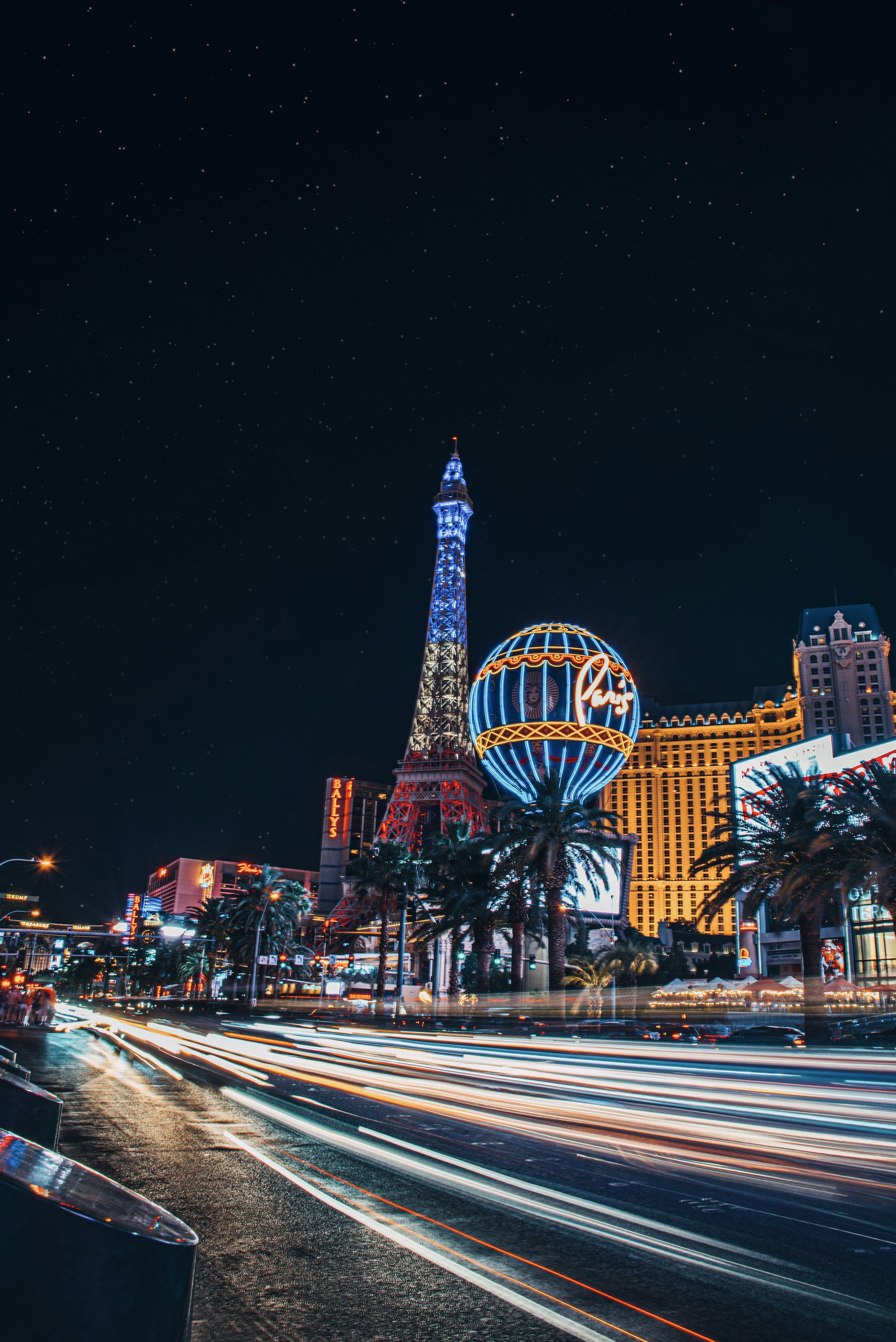 3000x4494 Las Vegas Casino Picture. Download Free Image
