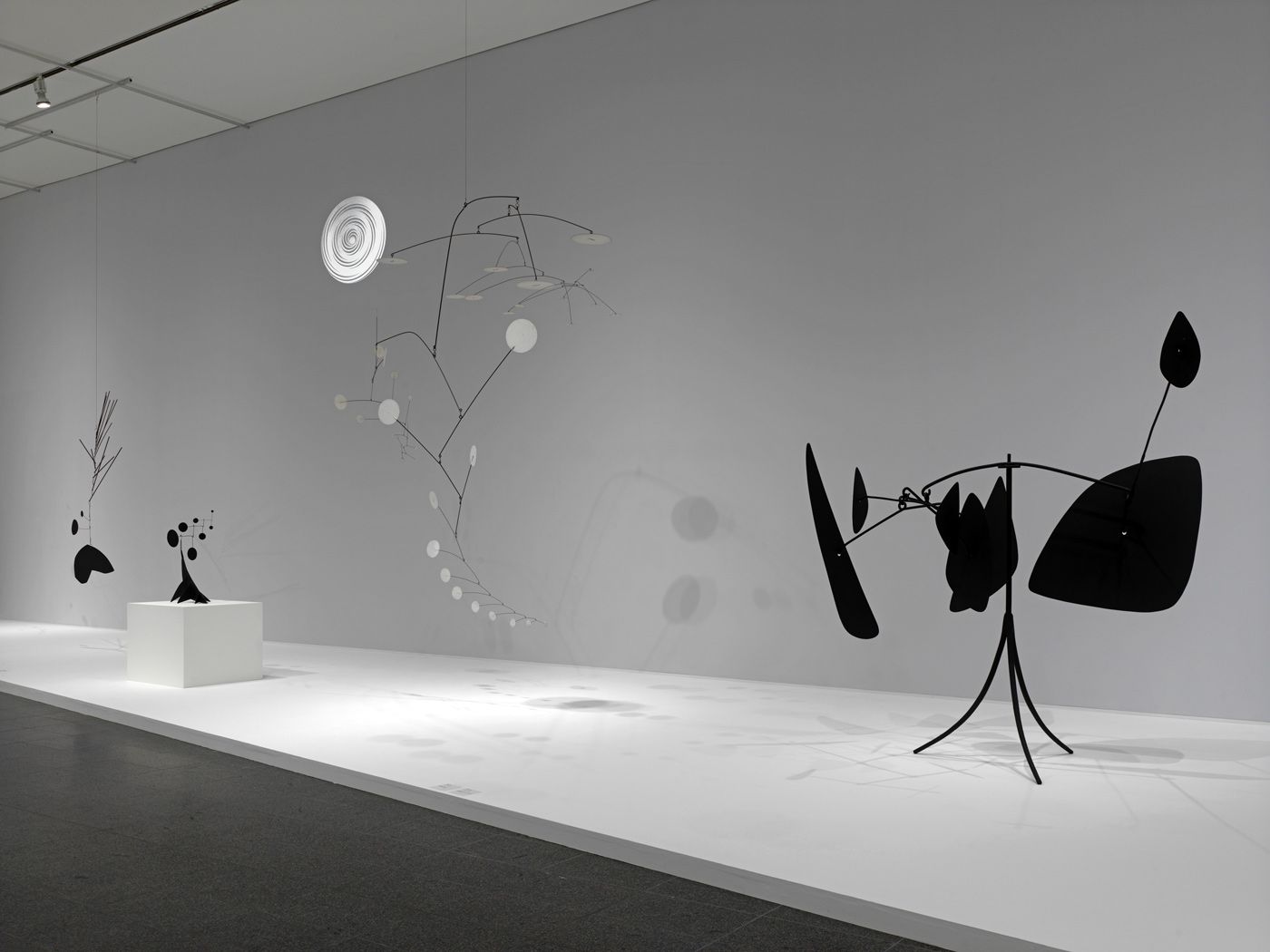 1400x1050 Alexander Calder Untitled 1934Art Blart _ art and cultural memory archive