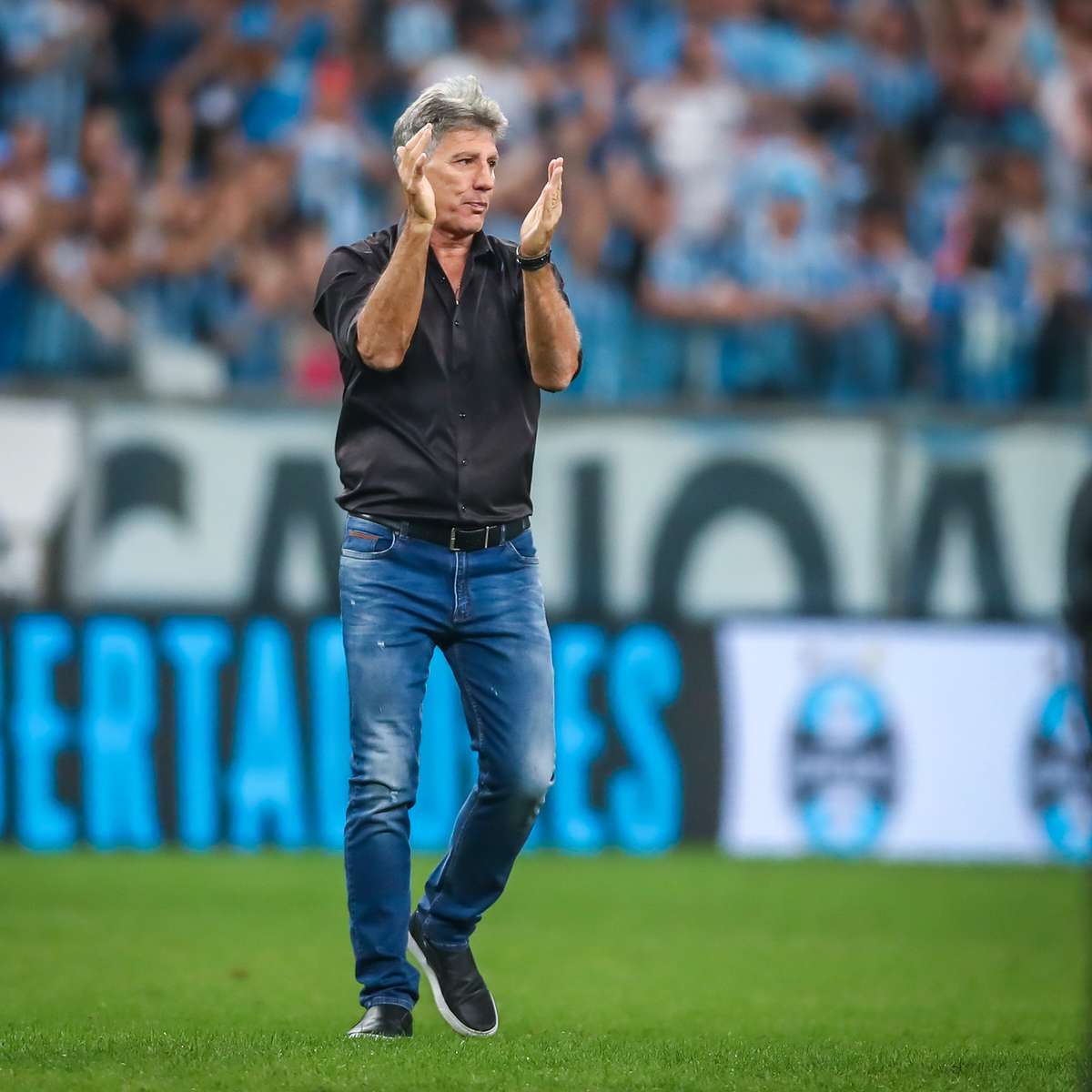 1200x1200 Renato fala pouco de vitória do Grêmio e se frusta em comentar de Suárez: 'Quando quiser jogar me avisa'