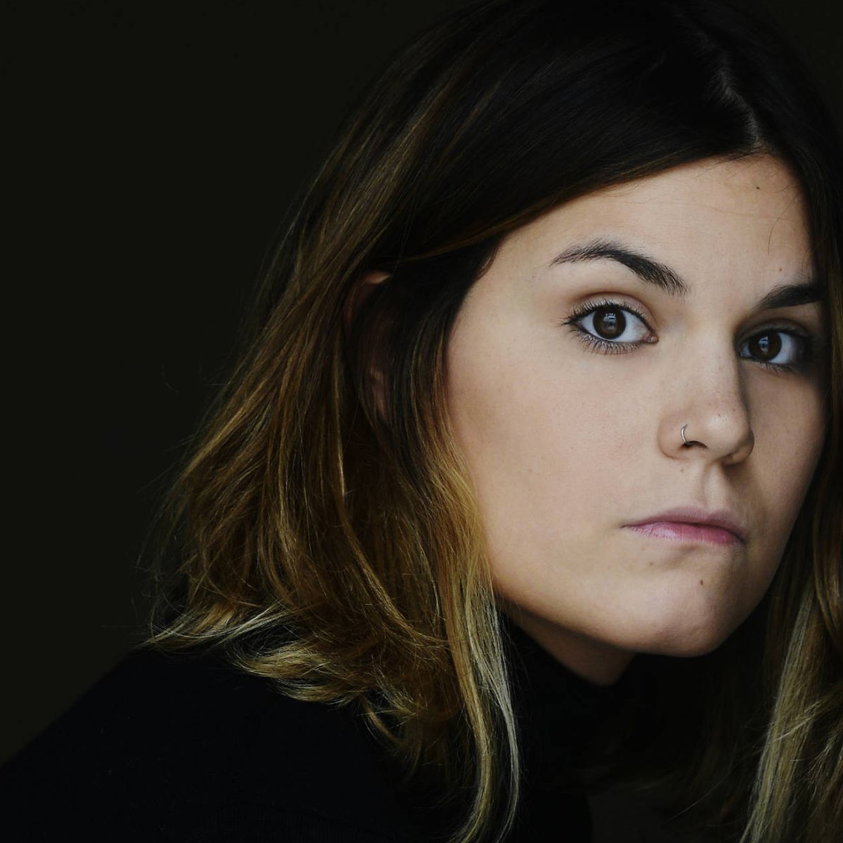 1200x1200 La poeta Elvira Sastre gana el Biblioteca Breve de Novela a sus 27 años