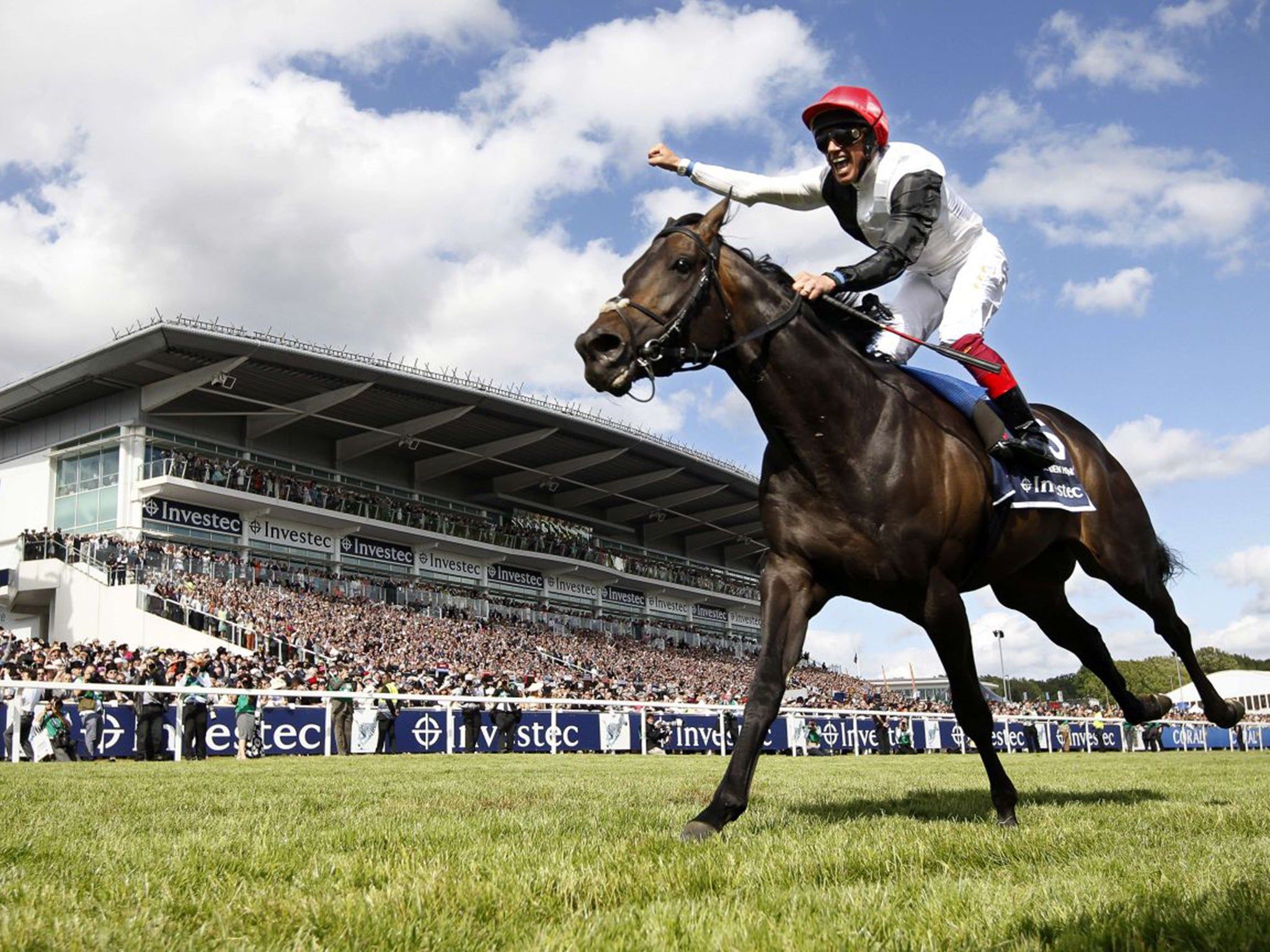 2048x1536 Golden Day For Frankie Dettori As Treve Denied Hat Trick