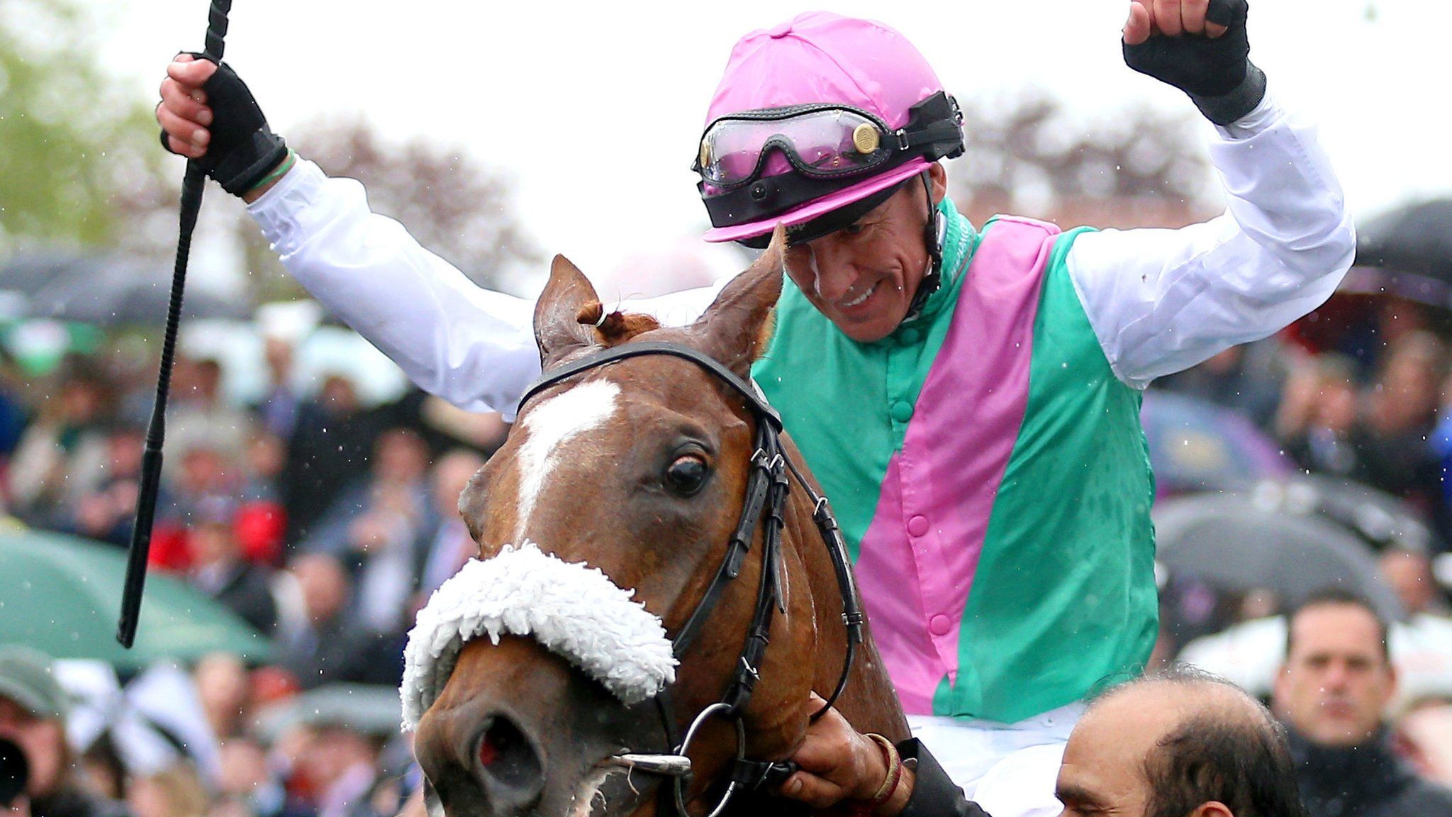 2048x1152 Guineas: Frankie Dettori wins on Chaldean at Newmarket