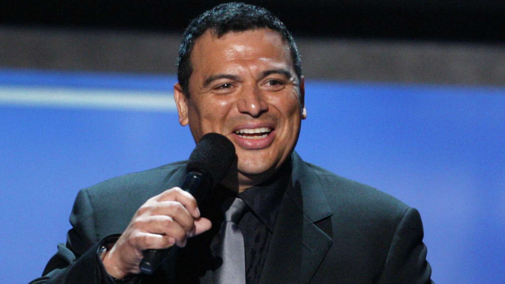 1920x1080 Things to do this week in San Antonio: Carlos Mencia, Leon Bridges, Shakespear in the garden