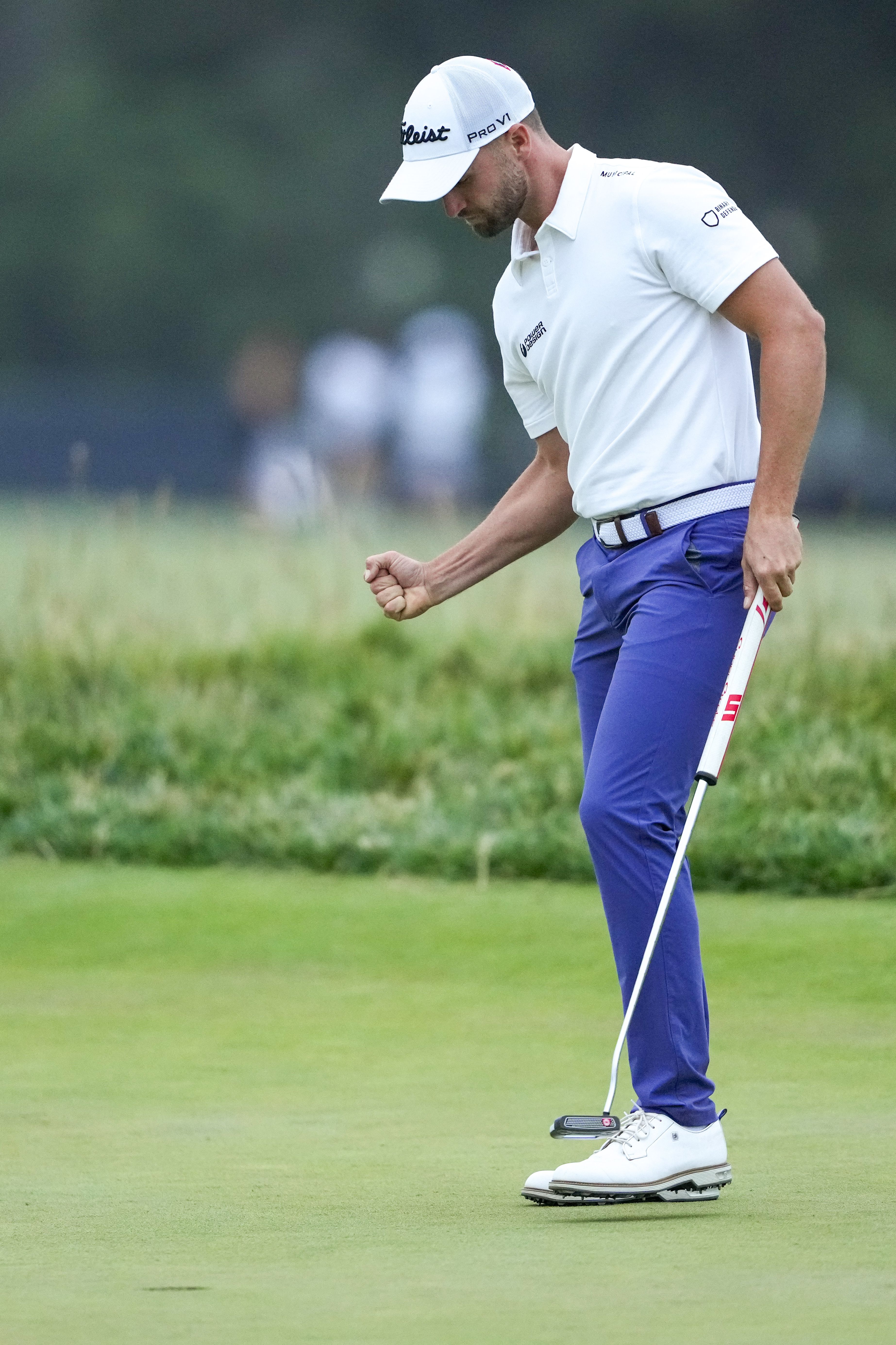 3691x5537 In the dark: Wyndham Clark criticizes late start for US Open's 3rd round