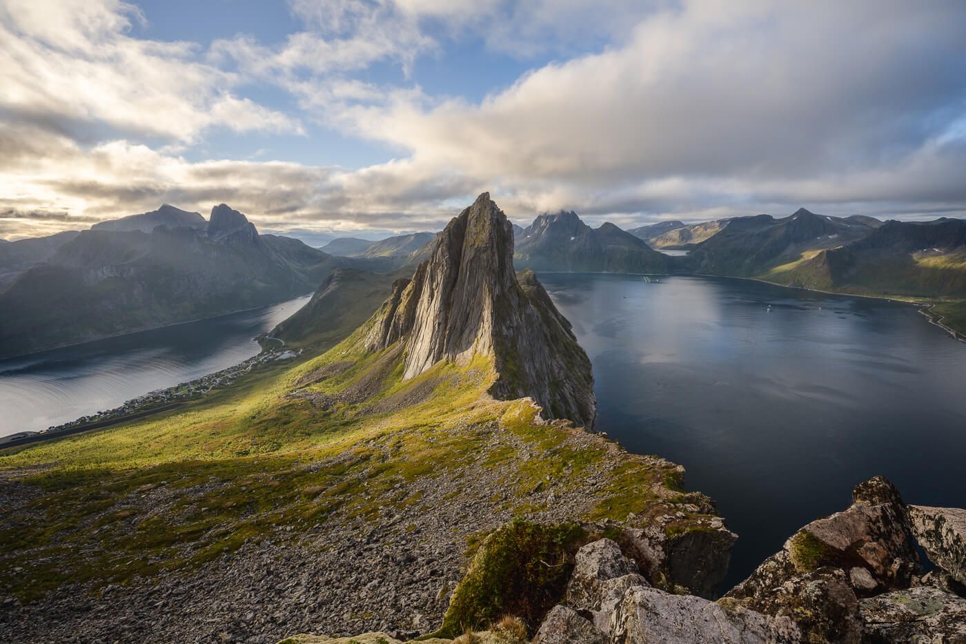 1400x933 The Best Hikes in Senja Hiking and Travel Guide Photo Hikes